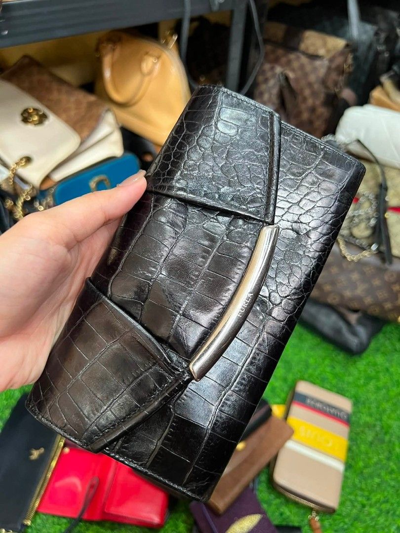 Furla Black Leather Wallet (Category: Luxury Bags & Wallets) located in Sorsogon. Submitted by ukay_finds9.9 (Listing ID 1469262355, Image 1). Description: Open for counter offer.