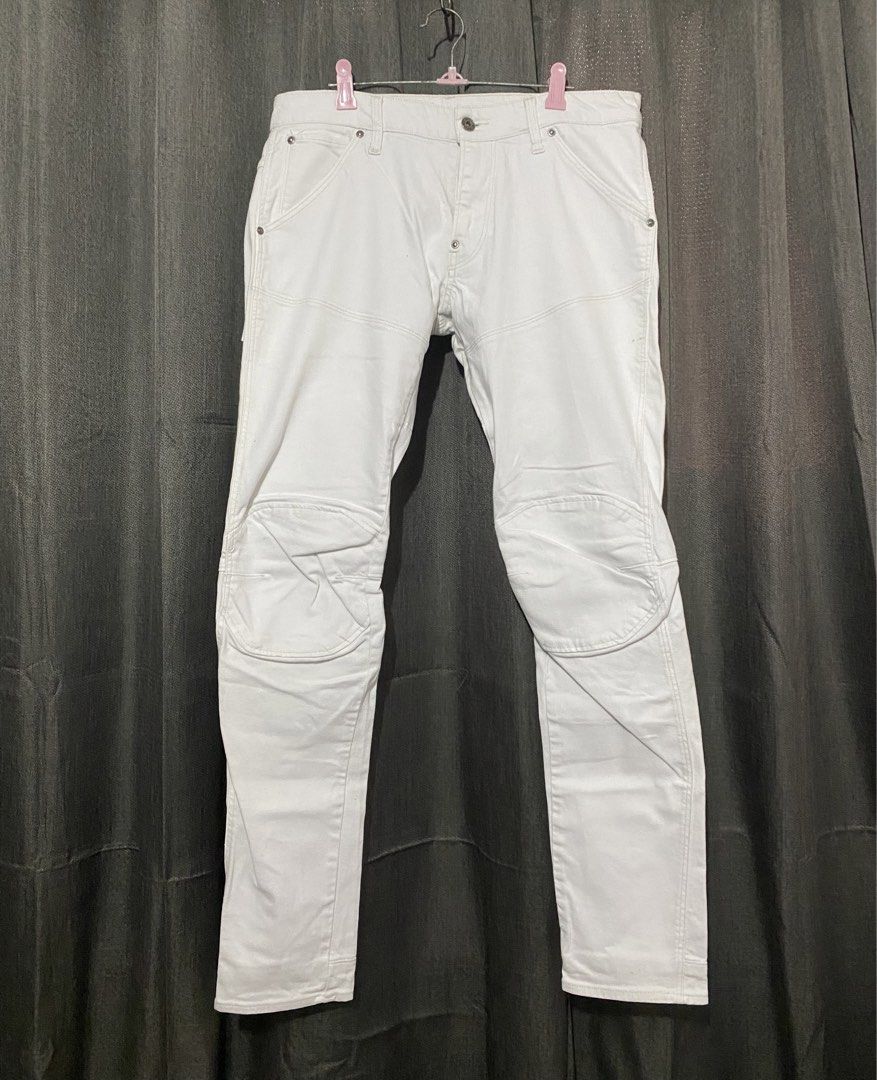 G Star Raw Jeans (Category: Jeans) located in Mandaluyong City. Submitted by aiztyle (Listing ID 1469181579, Image 1). Description: G Star Raw 3D Knee Pad Skinny Fit Jeans Size 32 on tag Measurement: Waist 32”-33” Length 39” Original price 8k-12k +++ Super SALE Php1000.00 only.