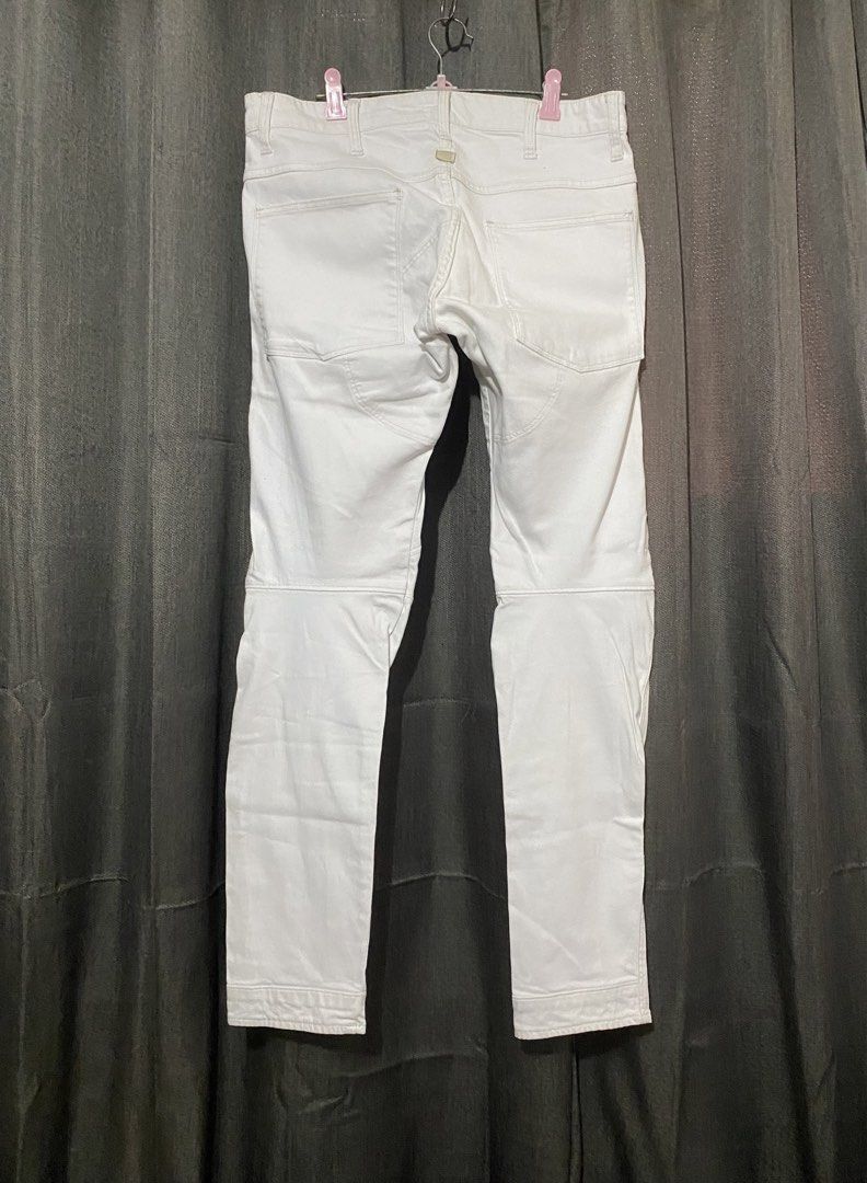 G Star Raw Jeans (Category: Jeans) located in Mandaluyong City. Submitted by aiztyle (Listing ID 1469181579, Image 3). Description: G Star Raw 3D Knee Pad Skinny Fit Jeans Size 32 on tag Measurement: Waist 32”-33” Length 39” Original price 8k-12k +++ Super SALE Php1000.00 only.