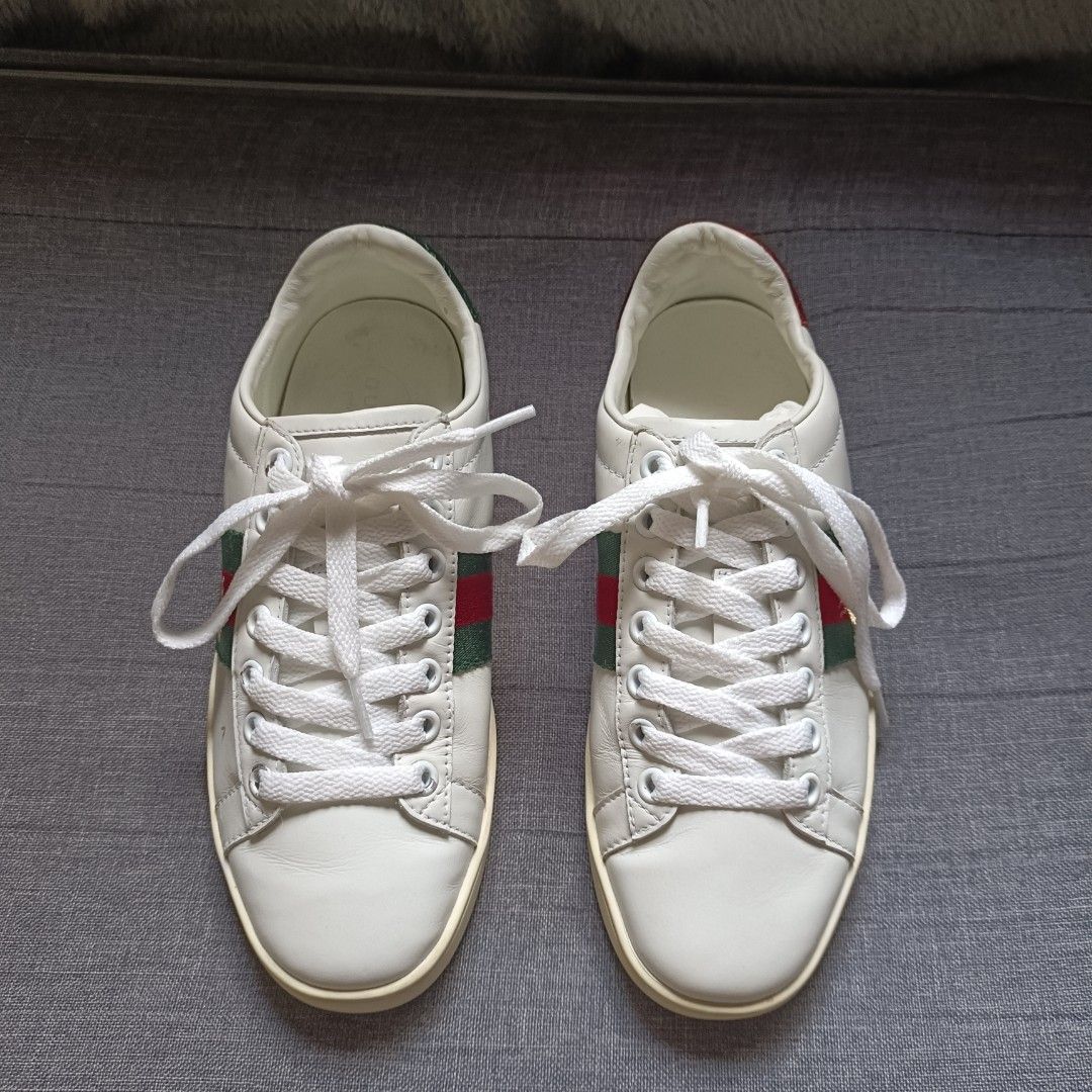 G U C C I (Category: Sneakers) located in Valenzuela. Submitted by meloluxcollections (Listing ID 1469211508, Image 3). Description: .