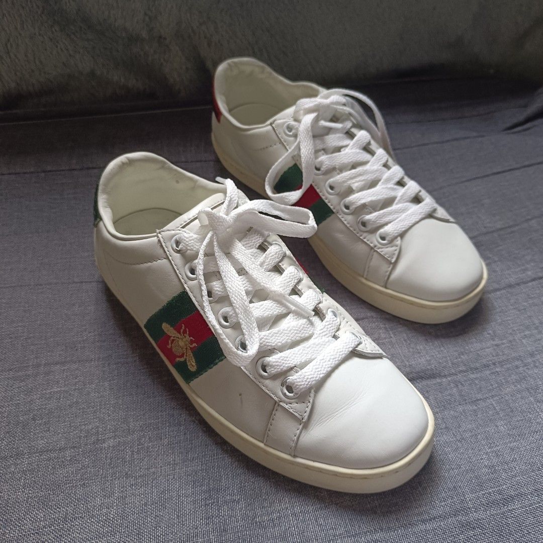 G U C C I (Category: Sneakers) located in Valenzuela. Submitted by meloluxcollections (Listing ID 1469211508, Image 1). Description: .