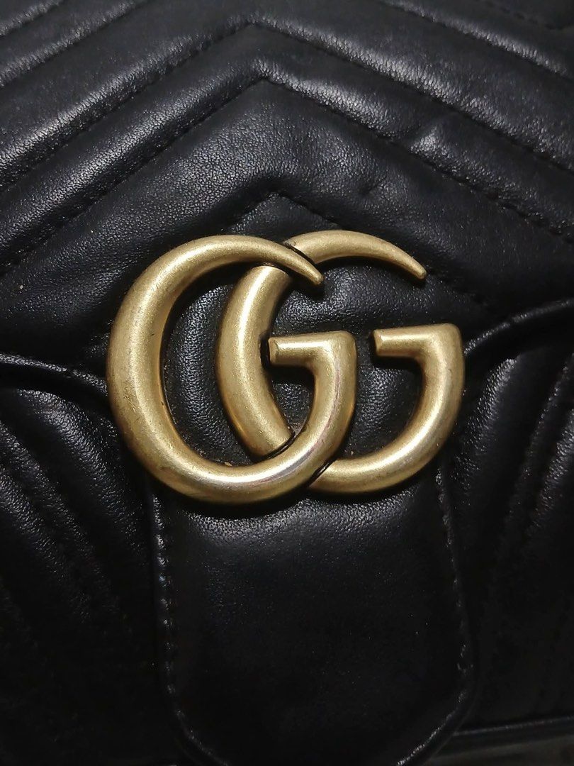 G U C C I (Category: Shoulder Bags) located in Valenzuela. Submitted by meloluxcollections (Listing ID 1469271717, Image 2). Description: .
