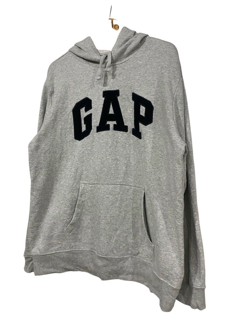 GAP Patch logo design hoodie jacket (Category: Coats, Jackets and Outerwear) located in Digos. Submitted by zhanderapp47607 (Listing ID 1469224521, Image 3). Description: GAP Patch logo design hoodie jacket Size large tag Dimension 24x29 Excellent condition Colorate 9.8/10 No iisue .