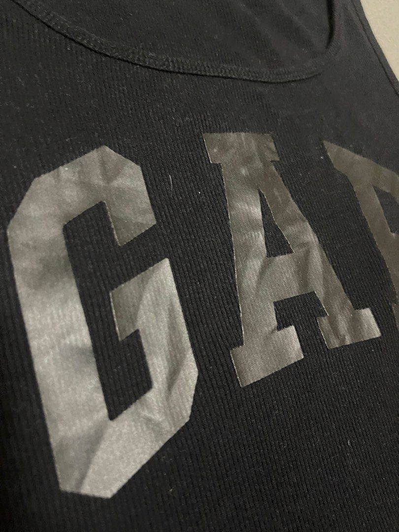Gap Women’s Tanktop (Category: Sleeveless) located in Bulacan. Submitted by sanjisthrift (Listing ID 1469318107, Image 3). Description: Size Medium on tag Width 13 Length 24 Excellent Condition 9/10.