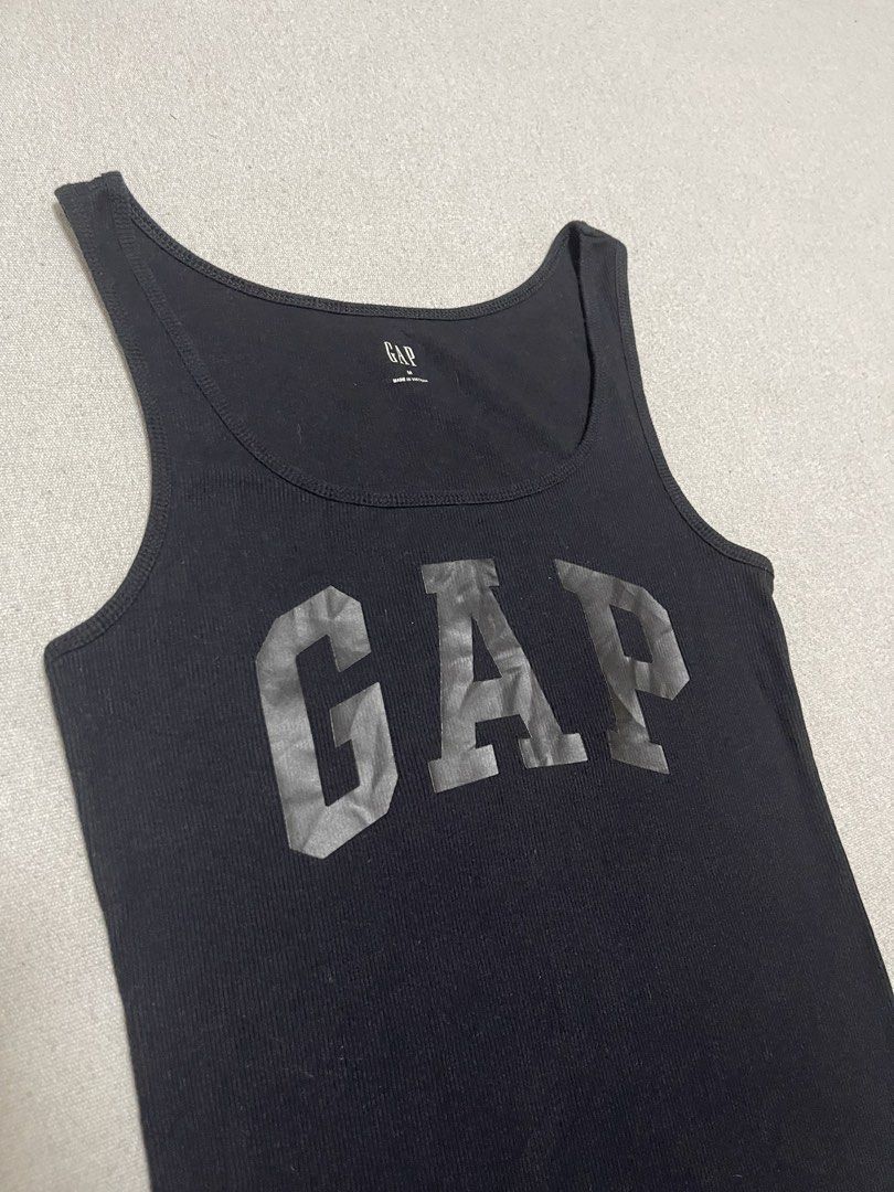 Gap Women’s Tanktop (Category: Sleeveless) located in Bulacan. Submitted by sanjisthrift (Listing ID 1469318107, Image 2). Description: Size Medium on tag Width 13 Length 24 Excellent Condition 9/10.
