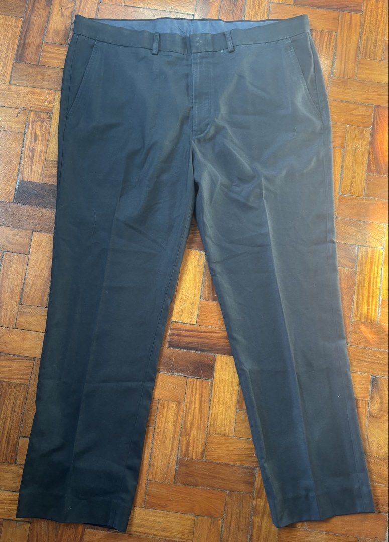 GARAGE SALE! Men’s Slacks/Pants (Category: Trousers) located in Pasig City. Submitted by tanya.c1 (Listing ID 1469166754, Image 2). Description: GARAGE SALE! Used Men’s Pants for office. Color: Black. Waist: 37 inches. Length: 37 inches. Ready for pick up in Pasig area or can ship thru Lalamove (buyer to shoulder cost). Mode of payment: GCash..