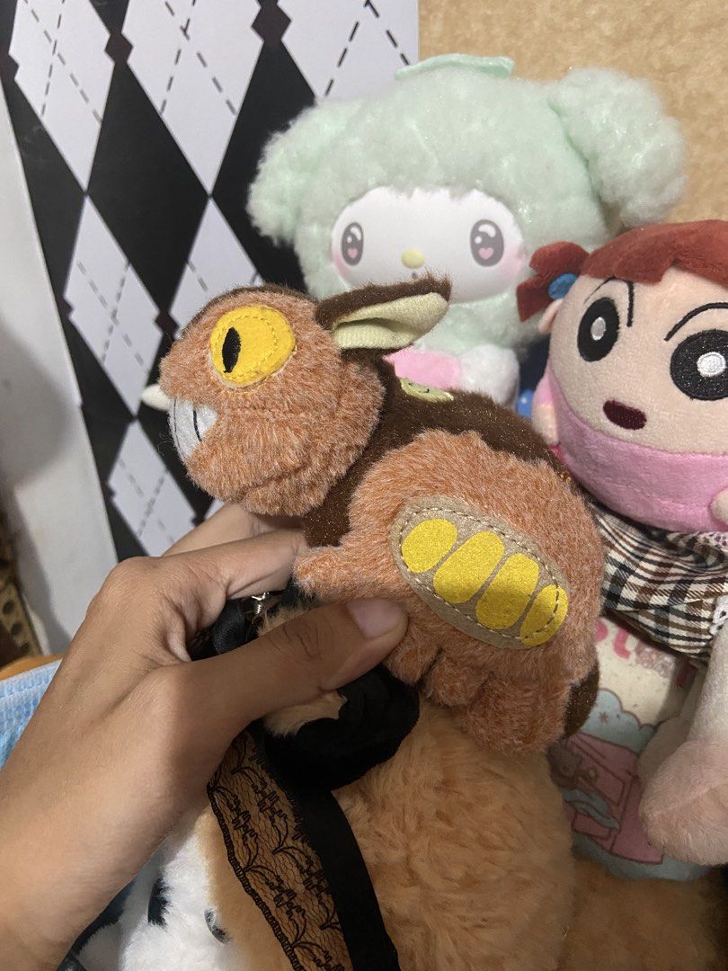 Ghibli Totoro CATBUS (Category: Plushies & Soft Toys) located in Balanga. Submitted by Andy_toploaders (Listing ID 1469209150, Image 2). Description: Ghibli Hair tie Totoro Catbus Super cuteee.