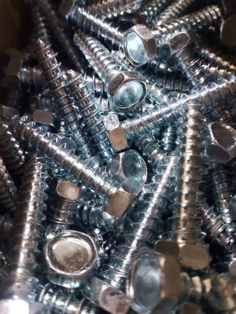 Gi Lagscrew fulll thread Specs: 3/8 x 2" (Category: Everything Else Others) located in Manila. Submitted by joeyroque09 (Listing ID 1469218348, Image 1). Description: Gi Lagscrew fulll thread Specs: 3/8 x 2".