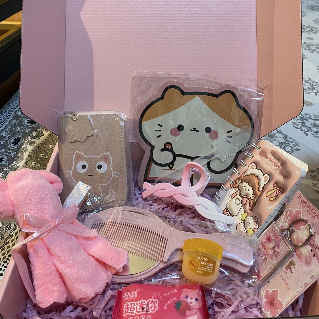 Gift Set ( for girls ) (Category: Other Stationery & Craft) located in Nasugbu. Submitted by aye_creation (Listing ID 1469285834, Image 2). Description: .