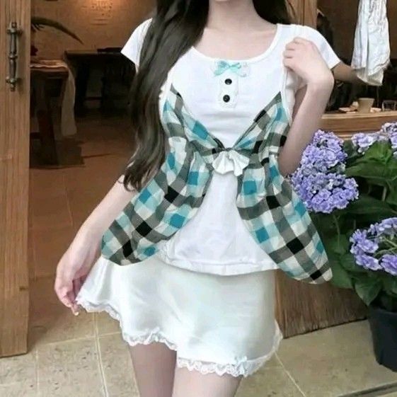Gingham coquette top (Category: Blouses) located in Manila. Submitted by jessie.333 (Listing ID 1469287806, Image 1). Description: sf defends on your loc (jnt) S to M size.