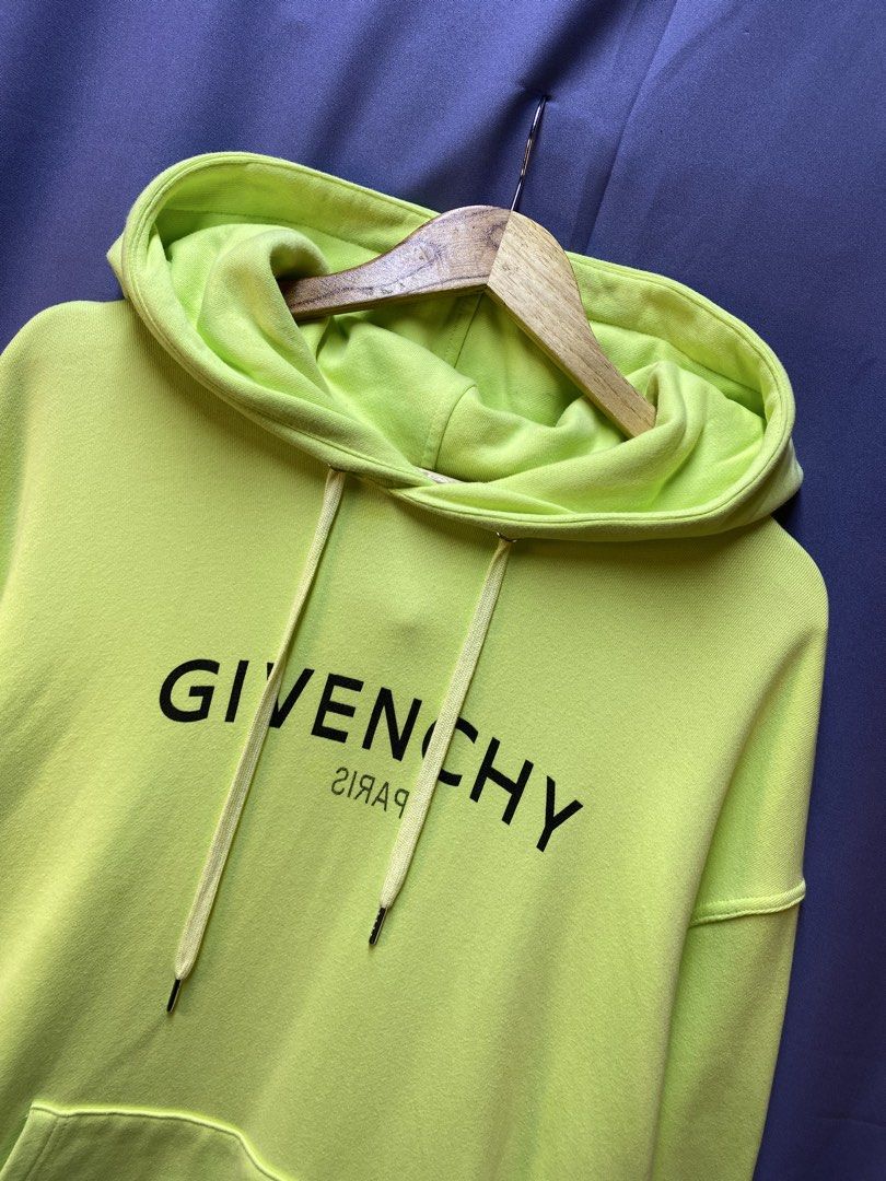 GIVECHY HOODIE (Category: Hoodies) located in Makati City. Submitted by drip.poww (Listing ID 1469323190, Image 3). Description: - Authentic Givenchy - Color: Apple Green - Size: Large - Dimes: 23x29 - Authentic - Excellent condition - Need wash, fresh from bale - Material: 100% Cotton Please don’t expect too much—these are thrifted (ukay) items. 😊 !!STILL NEGOTIABLE!!.