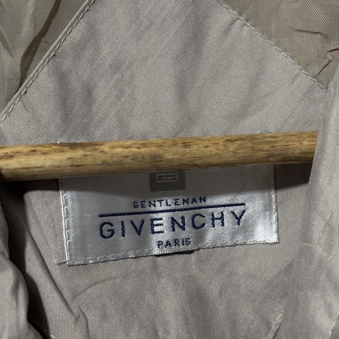 Givenchy Gentleman Harrington Jacket Beige (Category: Coats, Jackets and Outerwear) located in Caloocan City. Submitted by bonsatocha43876 (Listing ID 1469325027, Image 3). Description: .