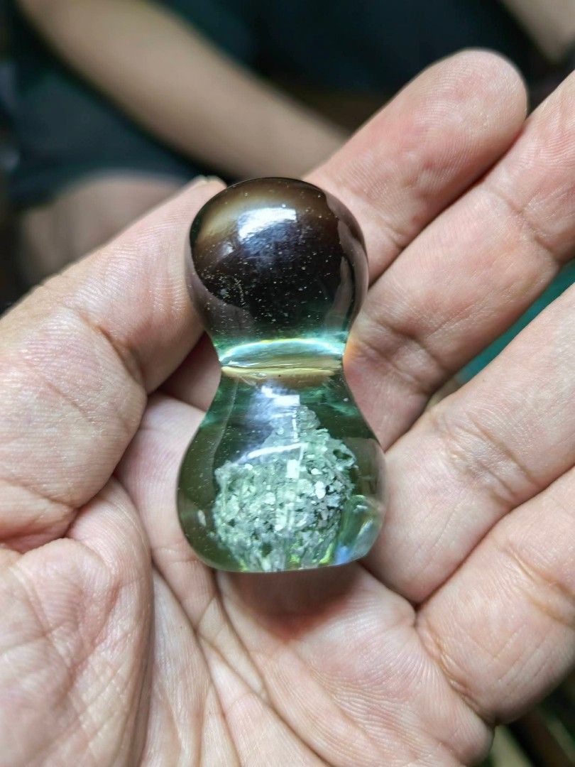 Glass Miniature Decor (Category: Other Home Decor) located in Cebu City. Submitted by dudes_villanueva (Listing ID 1469279109, Image 2). Description: Glass Miniature Decor 📌 In excellent condition..