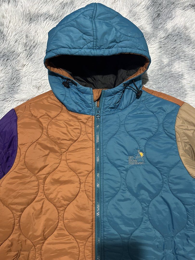 Go Slow Caravan Padded Quilted Jacket (Category: Coats, Jackets and Outerwear) located in Sasmuan (Sexmoan). Submitted by winterclothes.ph (Listing ID 1469188692, Image 2). Description: Go Slow Caravan Padded Quilted Jacket 2 on tag Width 21.5 Length 26 b27 Excellent Condition.