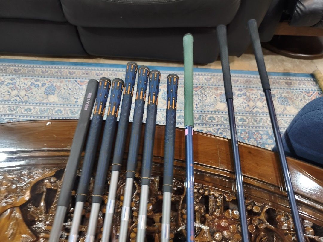 Golf Ladies Set (Category: Other Sports Equipment and Supplies) located in Paranaque City. Submitted by manilagolfmarket (Listing ID 1469324428, Image 3). Description: For Sale Ladies set °Maruman Dio Mio L flex graphite shaft irons °Maruman Dio mio 5 wood °Mizuni Evanova wood and driver °Bag included for only 9.8k pick up Bf Paranaque free shipping within MM..