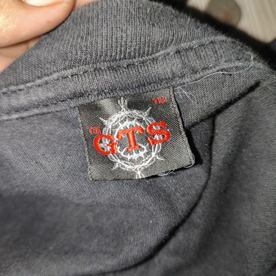 GORILLAZ BAND SHIRT (Category: Tshirts & Polo Shirts ) located in Masbate. Submitted by ydruattacks (Listing ID 1469282542, Image 3). Description: MEASUREMENT: 18.5W X 26L CONDITION: GOOD COLOR RATE: 9.5/10 ISSUE: 0 LOCATION: BICOL PLEASE MAKE AN OFFER🙏.