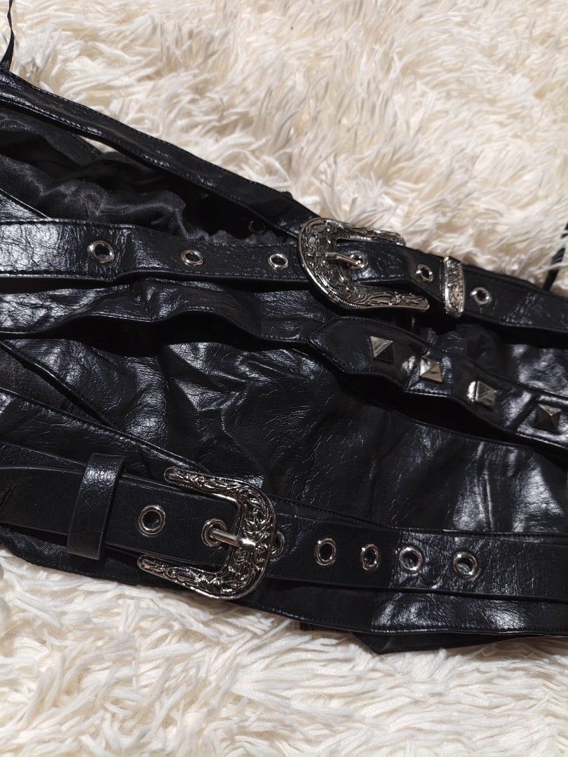 Gothic Corset Belt (Category: Others Tops) located in Minglanilla. Submitted by out.thrift (Listing ID 1469307198, Image 3). Description: 🦇 GOTHIC CORSET BELT 📌 GRETA CONDITION 📌 SIZE M ON TAG ( ADJUSTABLE ) 📌 COMPLETE TAGS 📌 METAL BELTS 📍CEBU 📦 SHIP J&T 👤 VISIT MY SELLING ACCOUNT OUT THRIFT FOR LEGITIMACY AND PERMANENT VOUCH.