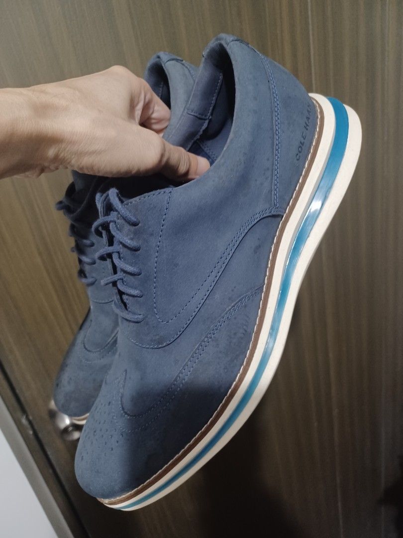 Great shoes colehaan (Category: Casual Shoes) located in Mandaluyong City. Submitted by usamenfashionhaul (Listing ID 1469164322, Image 3). Description: comfortable and amazing shoes.you'll like it..