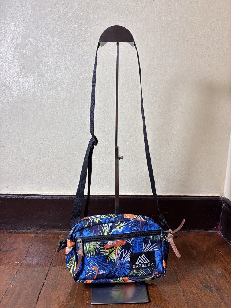Gregory Crossbody Bag (Category: Cross-body Bags) located in Manila. Submitted by earlylifecrisis (Listing ID 1469162018, Image 1). Description: Condition 9.5/10 Measure it by inch Width: 11 Length: 6 Depth: 3 Handle: 19.5 •Refund / Returns not allowed allowed •Please do check the dimensions size on labels sometimes are not accurate on the sizing •Ask me before purchasing.