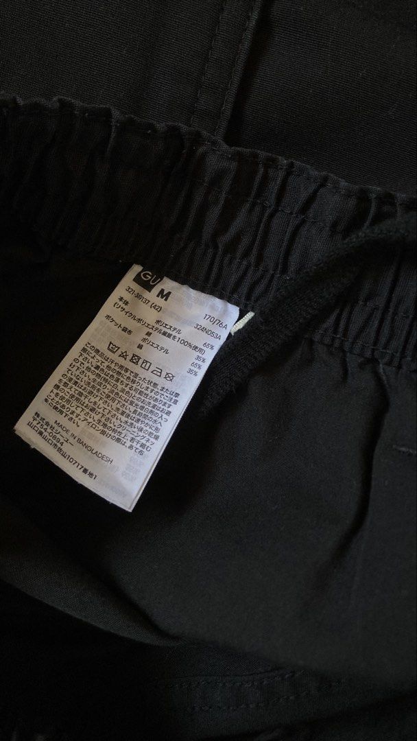 GU black Cargo Shorts (Category: Shorts) located in Subic. Submitted by bottomjeanzgals (Listing ID 1469222845, Image 3). Description: - Brand: GU - Color: Black - Size: Medium (M) - Waistband: Elastic with button closure and belt loops .
