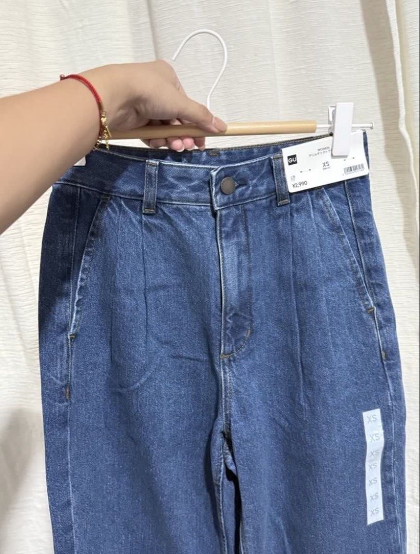 GU Denim Wide Leg Pants (Category: Jeans) located in Mariveles. Submitted by elicopter (Listing ID 1469190336, Image 2). Description: From GU Japan Store Used once only. Without tag price na Blue: XS (58cm) Waist - 24’ Length- 38-38.5’ Rise - 13’ Leg hole - 10.