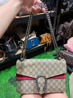 (Category: ) located in . Submitted by ukay_finds9.9 (Listing ID 1469277920, Image 1). Description: .