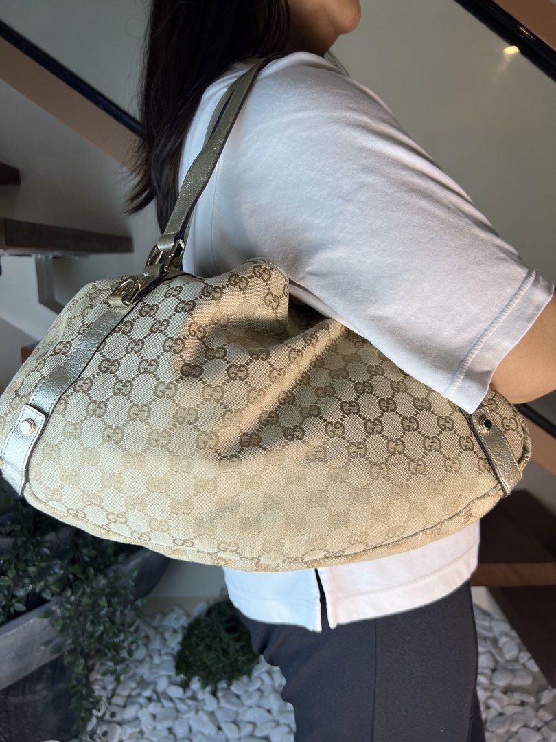 Gucci GG Monogram Shoulder Bag (Category: Luxury Bags & Wallets) located in Manila. Submitted by gailmg (Listing ID 1469233267, Image 2). Description: AUTHENTIC.