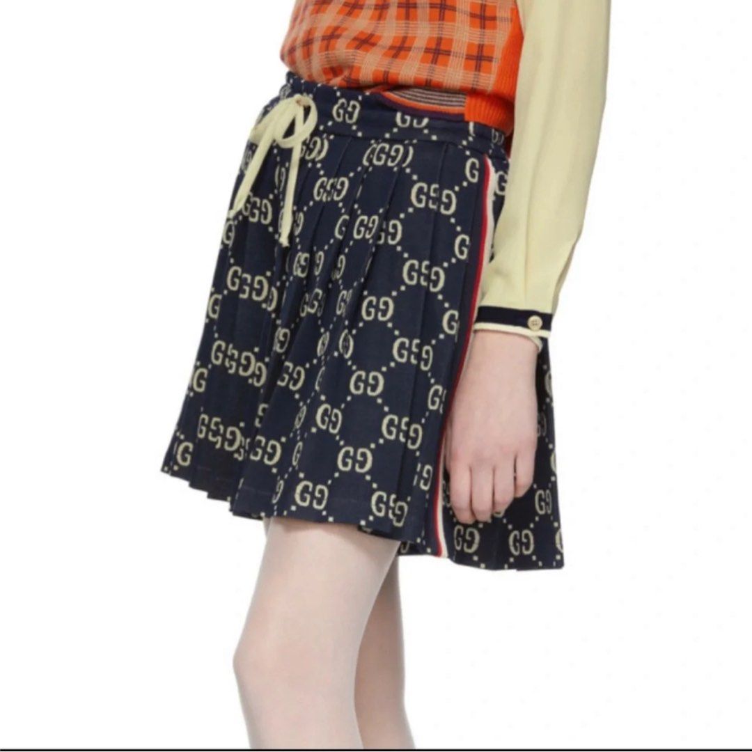 Gucci Monogram Pleated Skort (Category: Shorts) located in Manila. Submitted by a_iee (Listing ID 1469376355, Image 2). Description: Waist: 24 to 36 (adjustable) Length: 13 inchs Issue: None Condition: Likenew ✨ MODE OF PAYMENT: Gcsh, Mrbnk, Gtym 📍Pasig City Dm for more info.