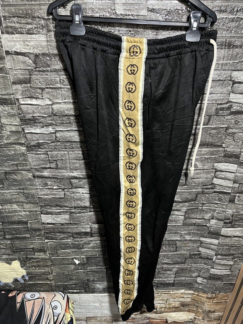 Gucci Technical Jersey Pants (Category: Luxury Apparel) located in Manila. Submitted by flex_curation (Listing ID 1469342585, Image 1). Description: 30-34W 39L IN VERY GOOD CONDITION BACOOR CAVITE LOC.