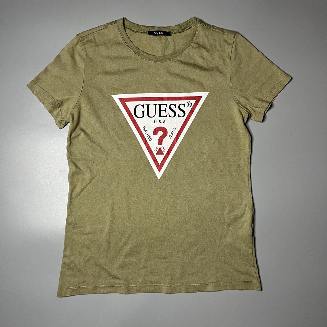 GUESS USA (Category: Shirts) located in Manila. Submitted by aaaaaahhhhhh (Listing ID 1469299288, Image 1). Description: Medium 17.5W 25.5L Need wash Lalamove or J&t Express + Shipping fee.
