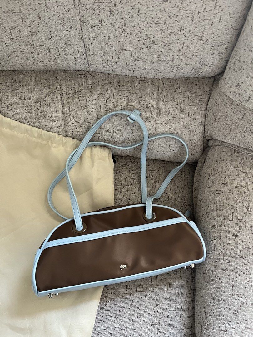 GVN Bag (Category: Tote Bags) located in Manila. Submitted by cokezer0__ (Listing ID 1469215537, Image 2). Description: like new :) can pass as brand new! only worn twice.