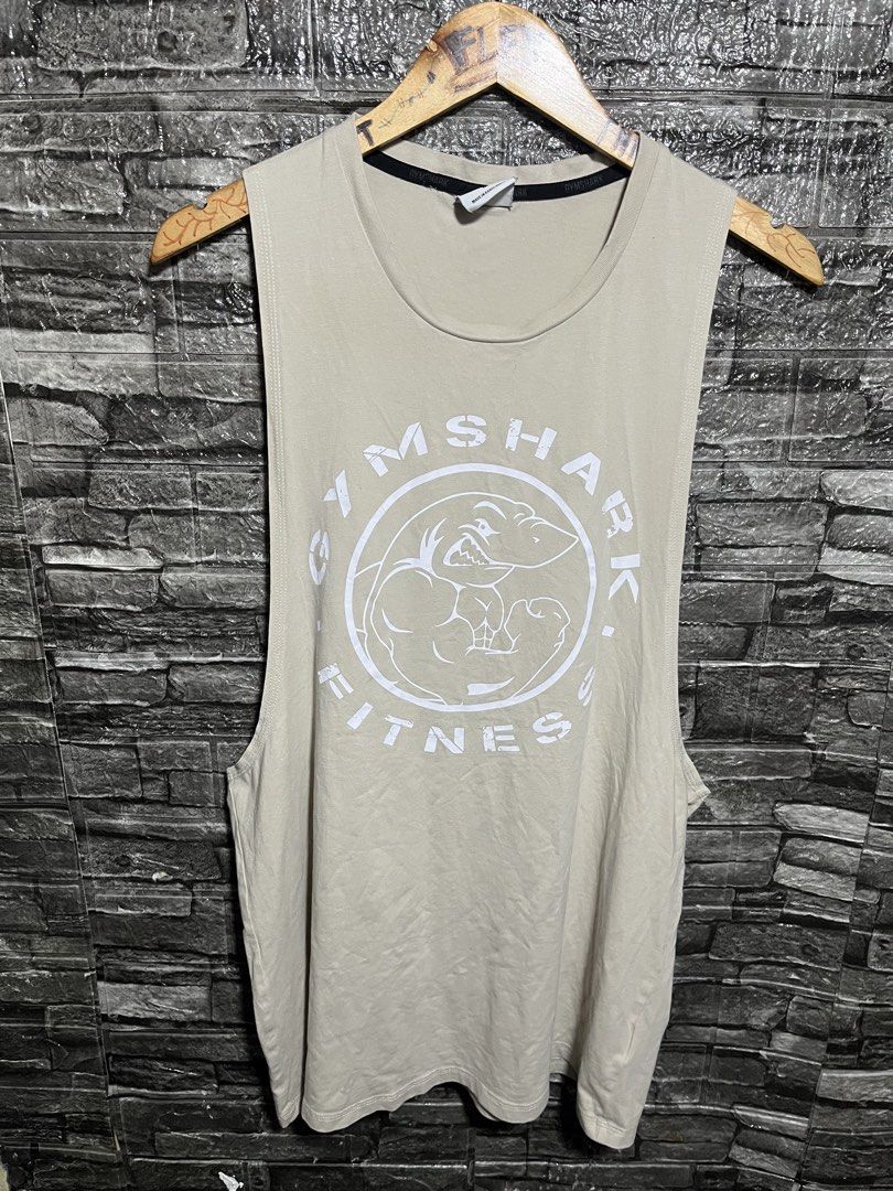 Gymshark Legacy Drop Arm Tank Top (Category: Activewear) located in Manila. Submitted by flex_curation (Listing ID 1469345156, Image 1). Description: 21x30 IN VERY GOOD CONDITION BACOOR CAVITE LOC.