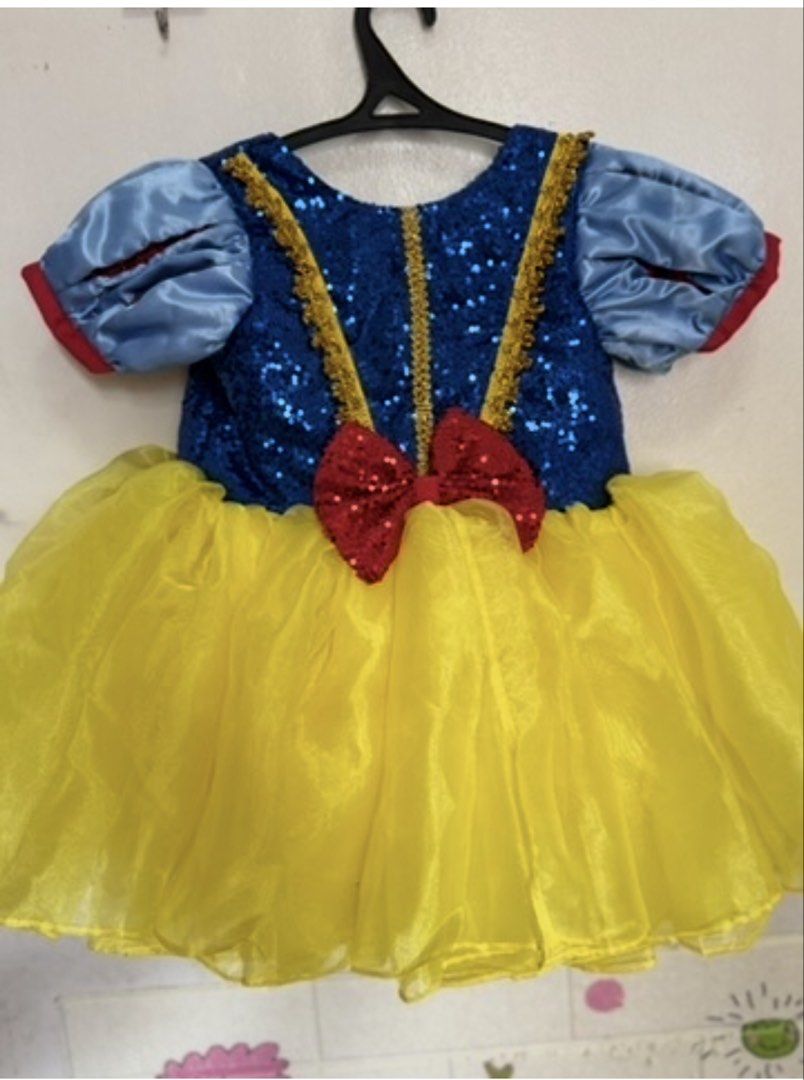 Hailey & Co Snow White (Category: Babies & Kids Fashion) located in Muntinlupa City. Submitted by teetat (Listing ID 1469324333, Image 1). Description: Waist - 24 Breast - 25 Shoulder to waist - 10”.