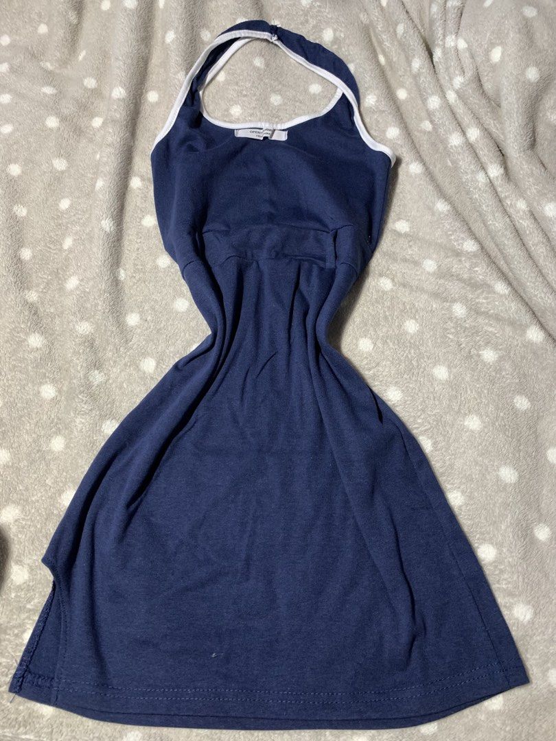 Halter Dress (Category: Dresses) located in Manila. Submitted by ganggberry (Listing ID 1469300234, Image 1). Description: Can be a cute top if you’re a tall girly, also a good sporty fit. Can be Small to Medium .