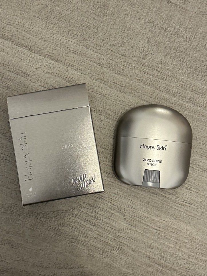 Happy skin x DG zero shine stick (Category: Men's Grooming) located in Makati City. Submitted by rosh_m (Listing ID 1467731480, Image 1). Description: Brand new.