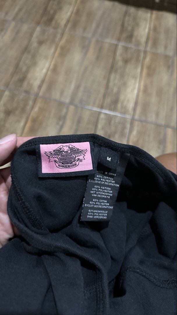 HARLEY DAVIDSON BLOUSE (Category: Shirts) located in Manila. Submitted by urban.vintage (Listing ID 1469313637, Image 3). Description: ISSUE: NONE (NEED WASH) MOP :GCASH (NO COD) SHIP VIA: LALAMOVE & J&T LOCATION: PASIG CITY LENGTH: 14 WIDTH :19.