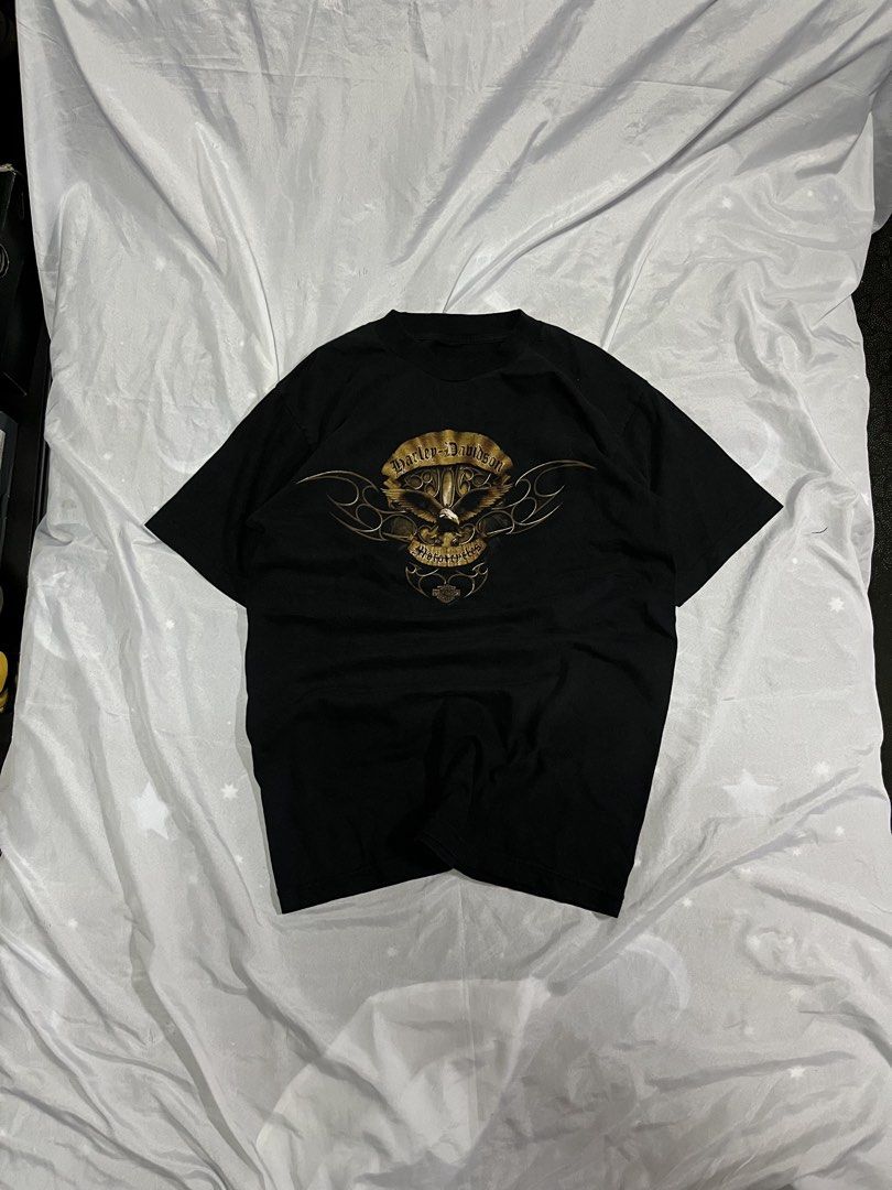 Harley Davidson Crewneck Tee Black (Category: Tshirts & Polo Shirts ) located in Muntinlupa City. Submitted by ninenine.collective (Listing ID 1469322560, Image 2). Description: 19/28.5 no tags.