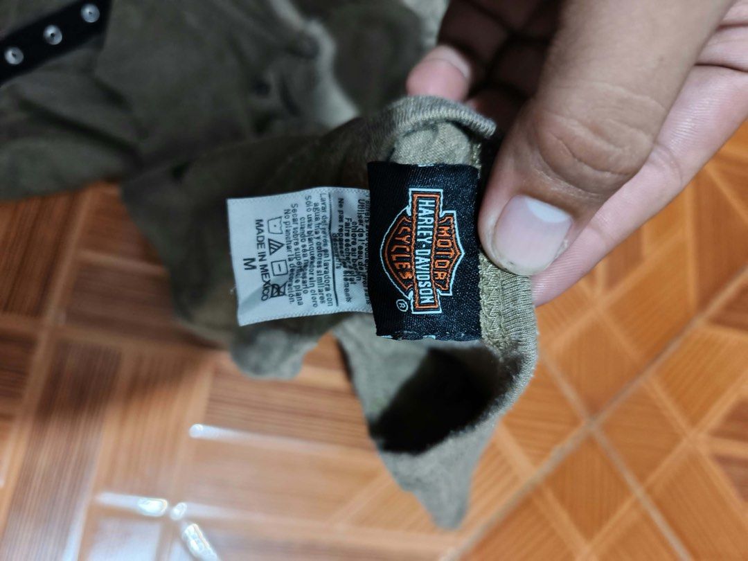 Harley Davidson Y2k (Category: Others Tops) located in Alaminos. Submitted by thriftings625 (Listing ID 1469171200, Image 3). Description: No issue Color rate: 9/10 Excellent condition No stains, no lints, no holes.