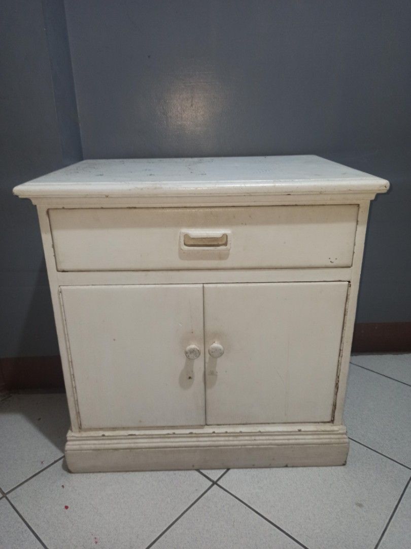 HEAVY SOLID WOOD Bedside Cabinet / Table / Nightstand (Category: Shelves, Cabinets & Racks) located in Las Pinas. Submitted by ramdinglasan (Listing ID 1469186972, Image 1). Description: HEAVY SOLID WOOD Bedside Cabinet / Table / Nightstand - ₱699 - No holes, no serious damage - Not sure what wood was used but it's definitely heavy for its size - Dimensions: Length = 24 inches Width = 16 inches Height = 24 inches Pick up only Mode of payment: GCa