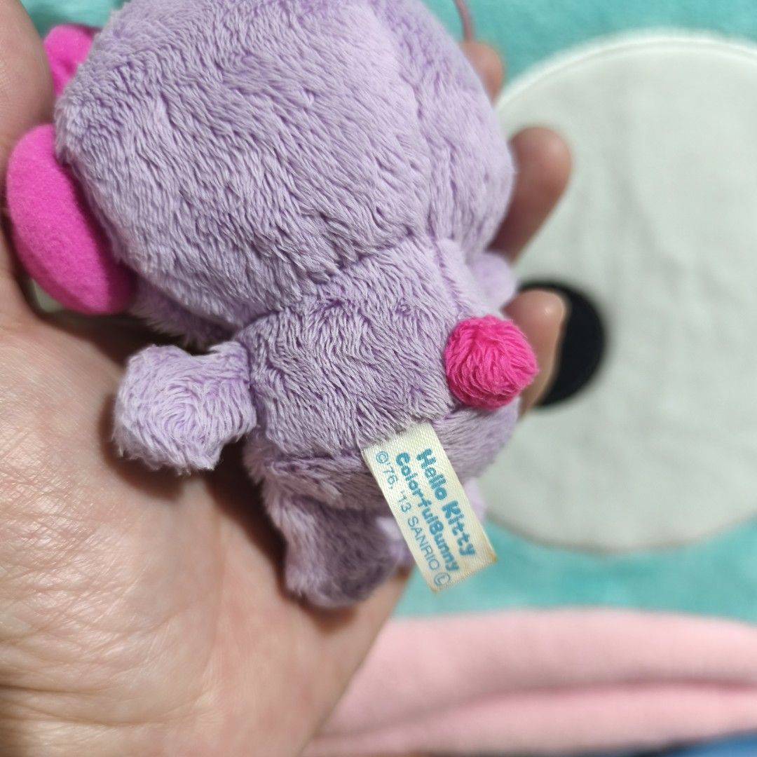 Hello Kitty Vintage (Category: Plushies & Soft Toys) located in Iloilo. Submitted by geselalpan30231 (Listing ID 1469162303, Image 2). Description: .