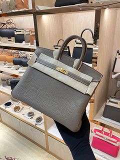 （分類：）位於 。 由 ccluxurywithhm 提交（商品編號 1469326654，圖片 1）。簡介： 。