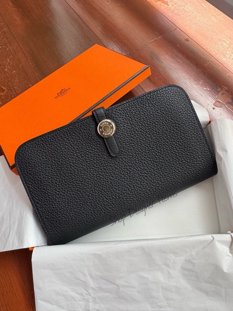 Hermes Dogon Wallet Black PHW (Category: Luxury Bags & Wallets) located in Quezon City. Submitted by shopdesigneritems (Listing ID 1469308985, Image 1). Description: 100% Authentic Brand New -Kept Unused -Stamp Y -Comes with Hermes box.