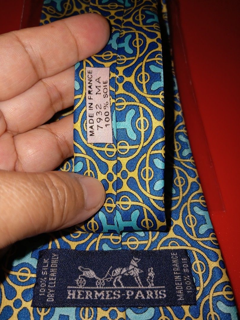 HERMES printed necktie bundle 3pcs (Category: Ties) located in Quezon City. Submitted by threetwotwo2ndaccount (Listing ID 1469188439, Image 3). Description: HERMES printed necktie bundle 3pcs good as new condition no inclusion bawal sa maselan bawal sa barat.