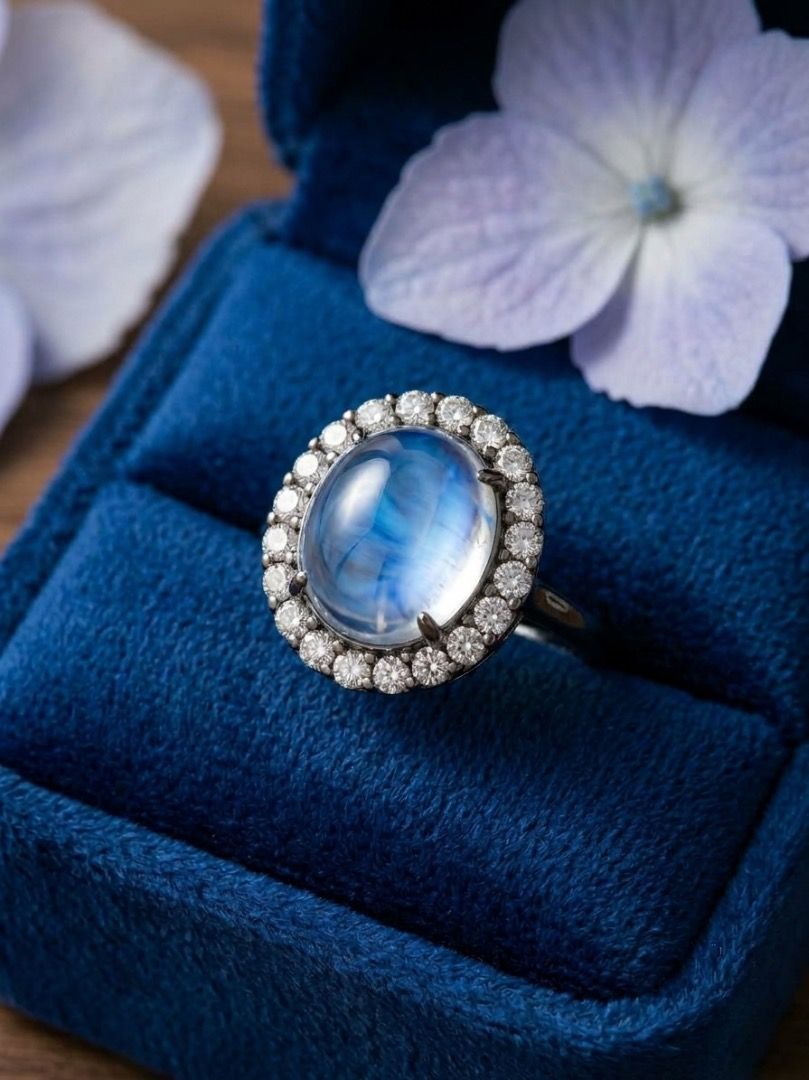 HIGH QUALITY 3 carat Clear Oval Opal Platinum-plated Ring (Category: Rings) located in Mandaluyong City. Submitted by allaboutgemsandco (Listing ID 1469226571, Image 1). Description: HIGH QUALITY 3 carat Clear Oval Opal Platinum-plated Ring Stone Size: 12.2mmx10.1mm Ring Size: Adjustable Price: Php 500, with marking add shipping fee for order less than 1k REASON FOR SALE: Clearing out my collection. Synthetic opal Crafted with exquisite detail, t