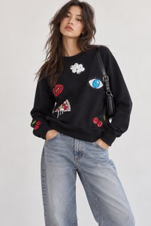 (Category: ) located in . Submitted by closet.cha (Listing ID 1469190105, Image 1). Description: .