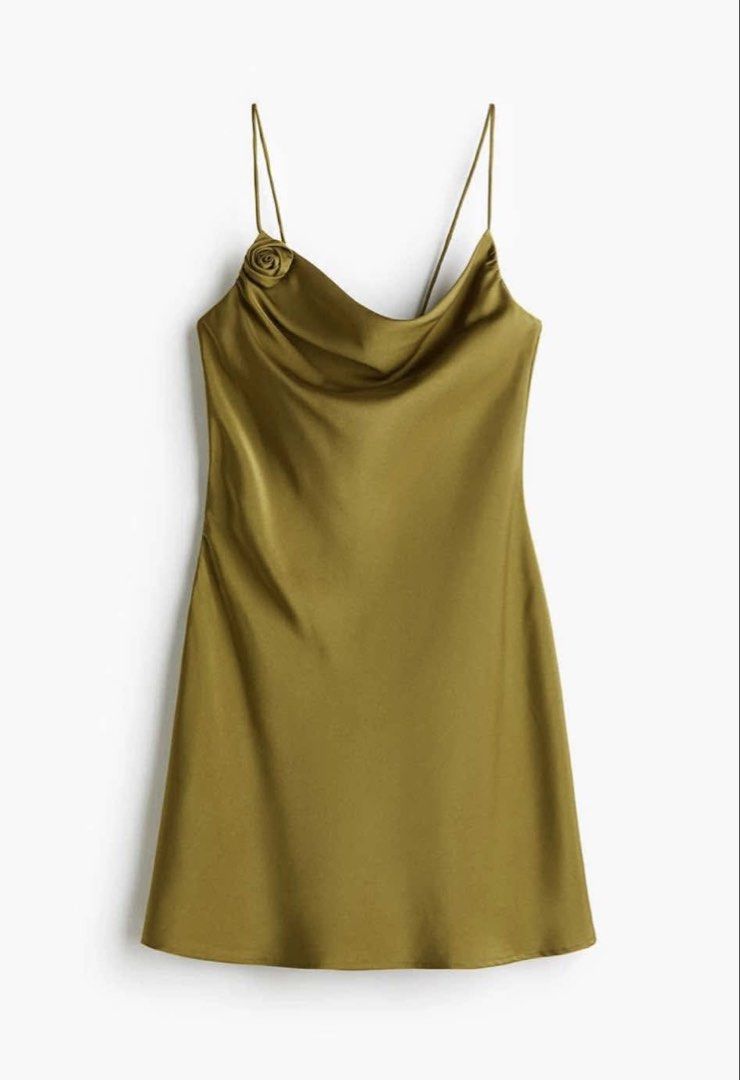 H&M Satin Dress (Category: Dresses) located in Manila. Submitted by CTs_Selection (Listing ID 1469249328, Image 1). Description: .