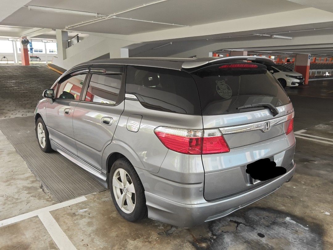 Honda Airwave 1.5 M (A) (Category: Used Cars) located in Singapore. Submitted by game_heaven (Listing ID 1469173203, Image 2). Description: 3 owners, Aircon very cold. Paper value 4.6k New battery just changed last month. All tyres have plenty of life to go. Cheap alternative for transport. owner retiring, got no use for it..