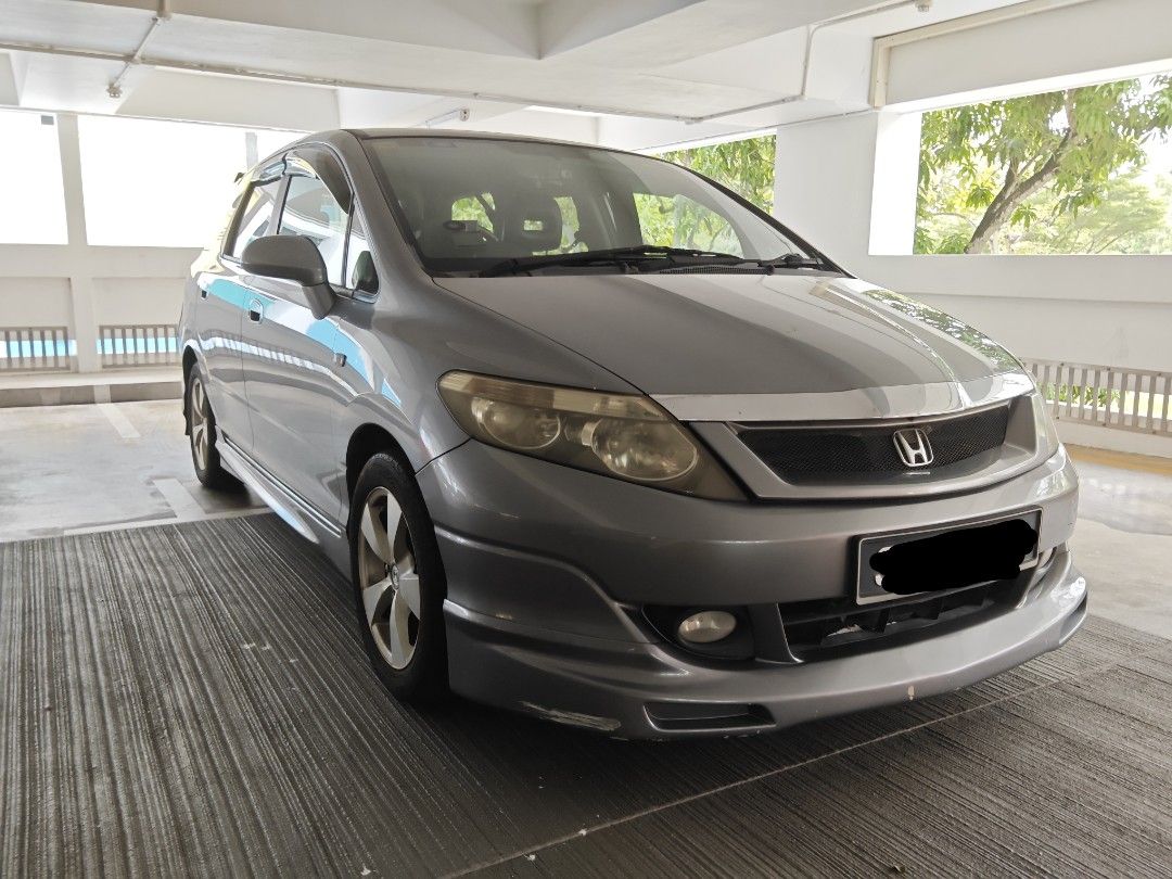 Honda Airwave 1.5 M (A) (Category: Used Cars) located in Singapore. Submitted by game_heaven (Listing ID 1469173203, Image 1). Description: 3 owners, Aircon very cold. Paper value 4.6k New battery just changed last month. All tyres have plenty of life to go. Cheap alternative for transport. owner retiring, got no use for it..