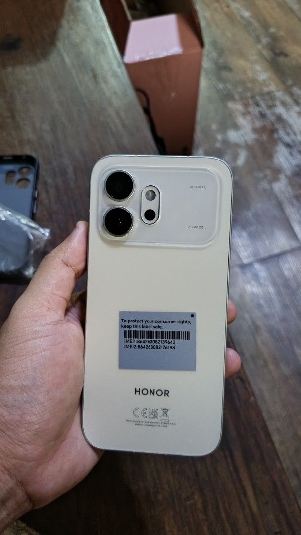 HONOR 600 5G (Category: Android Others) located in San Pedro. Submitted by boo061994 (Listing ID 1469195377, Image 2). Description: HONOR 600 5G 24 GB RAM / 256 GB ROM NO ISSUE MAKINIS UNIT ONLY!! UNIT ONLY !! RESET ALL YOU WANT CHECK ALL YOU WANT PRICE SLIGHTLY NEGOTIABLE RFS REMATA SANGLA.