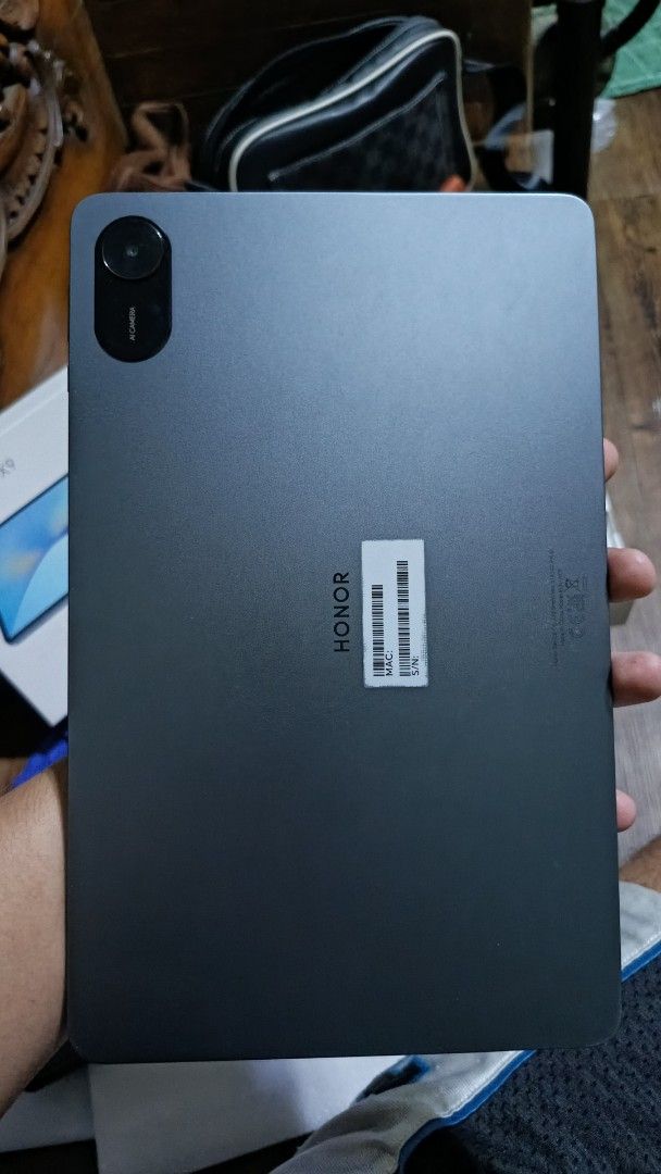 HONOR PAD X9 (Category: Android) located in San Pedro. Submitted by boo061994 (Listing ID 1469190749, Image 2). Description: HONOR PAD X9 COMPLETE ISSUE : SOME PAINT CHIPS SA SIDE DUE TO CASING AND UNG HOLDER NG KEYBOARD PUTOL PERO HINDI AFFECTED ANG PERFORMANCE SEE PICTURE NASA PIC NA LAHAT CHECK ALL YOU WANT RESET ALL YOU WANT PRICE SLIGHTLY NEGOTIABLE RFS REMATA SANGLA .